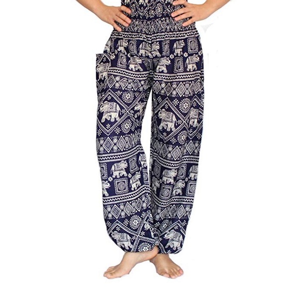 Elephant Harem/Yoga Pants - Picture 4 of 5